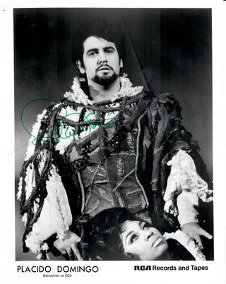 Domingo, Placido. (b. 1941) Signed Photograph, "Il Trovatore."