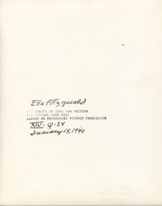 Fitzgerald, Ella. (1917–1996)  [Vechten, Carl Van.  (1880-1964)] Ella Fitzgerald, 1940 - Fitzgerald, Ella. (1917–1996)