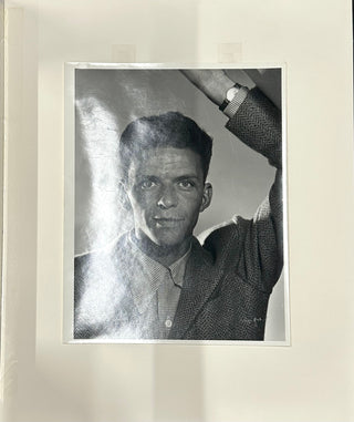Sinatra, Frank. (1915–1998) [Halsman, Philippe. (1906-1979)] Frank Sinatra, 1944