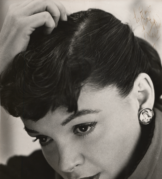 Garland, Judy. (1922–1969) Signed Photograph