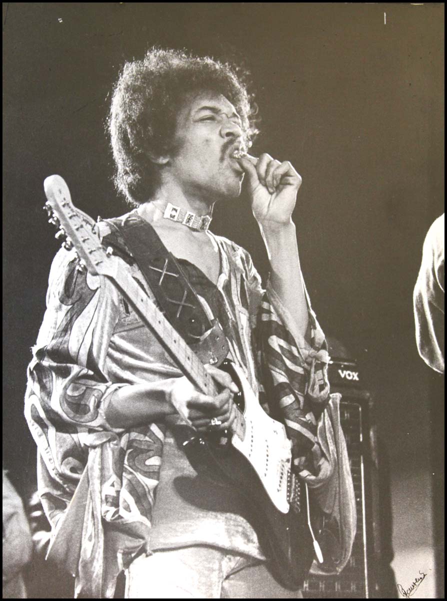 jimi hendrix smoking a cigarette 1967 Wood Print Jimi Hendrix Smoking Poster Art