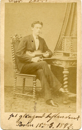 [Mystery Violinist] Carte de Visite Photograph of Violinist