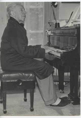 Rubinstein, Arthur. (1887–1982) Original Photograph