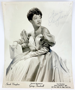 Vaughan, Sarah. (1924–1990) Early Signed Photograph