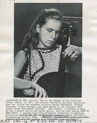 du Pré, Jacqueline. (1945–1987) Original Photograph